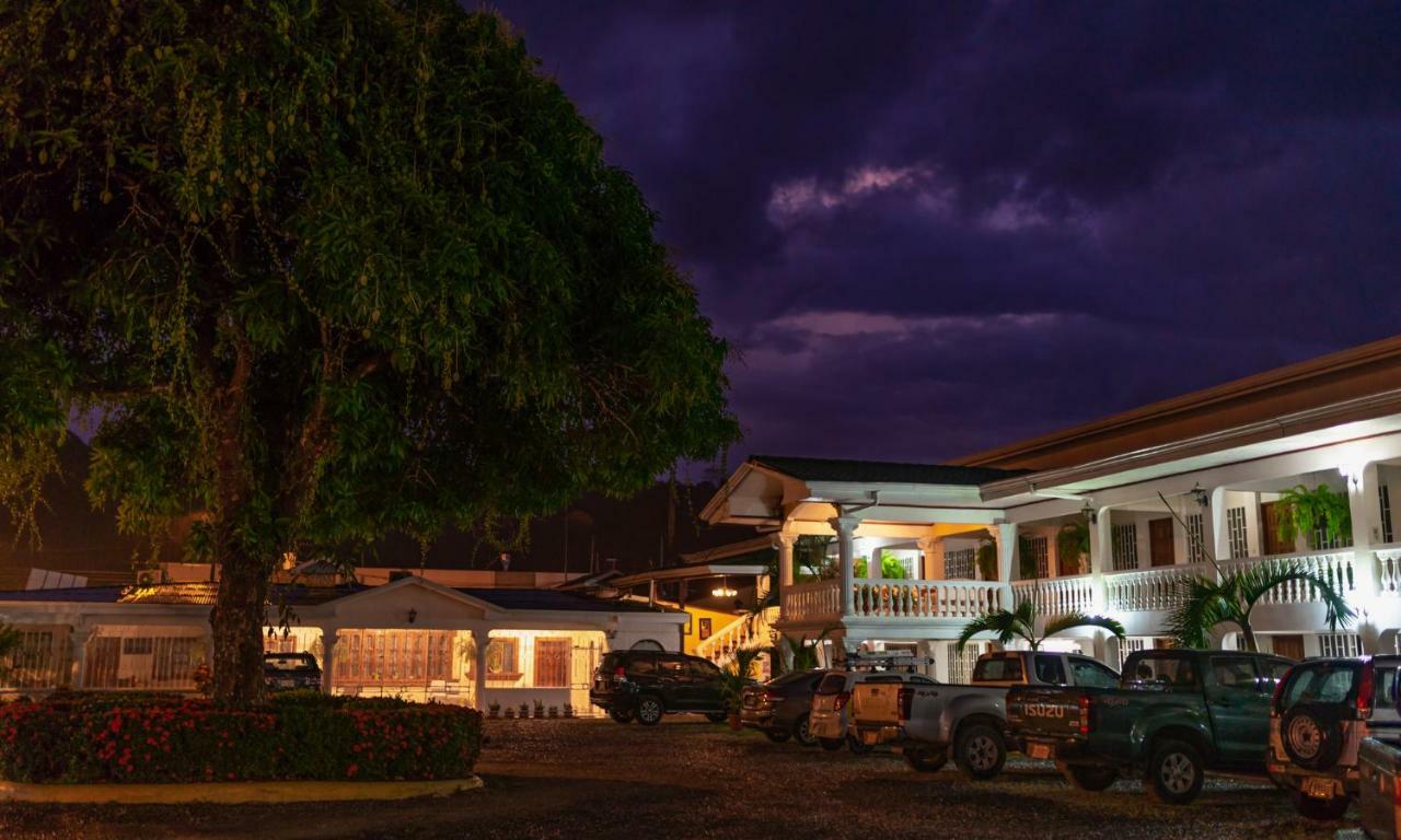Hotel Andrea Neily ภายนอก รูปภาพ